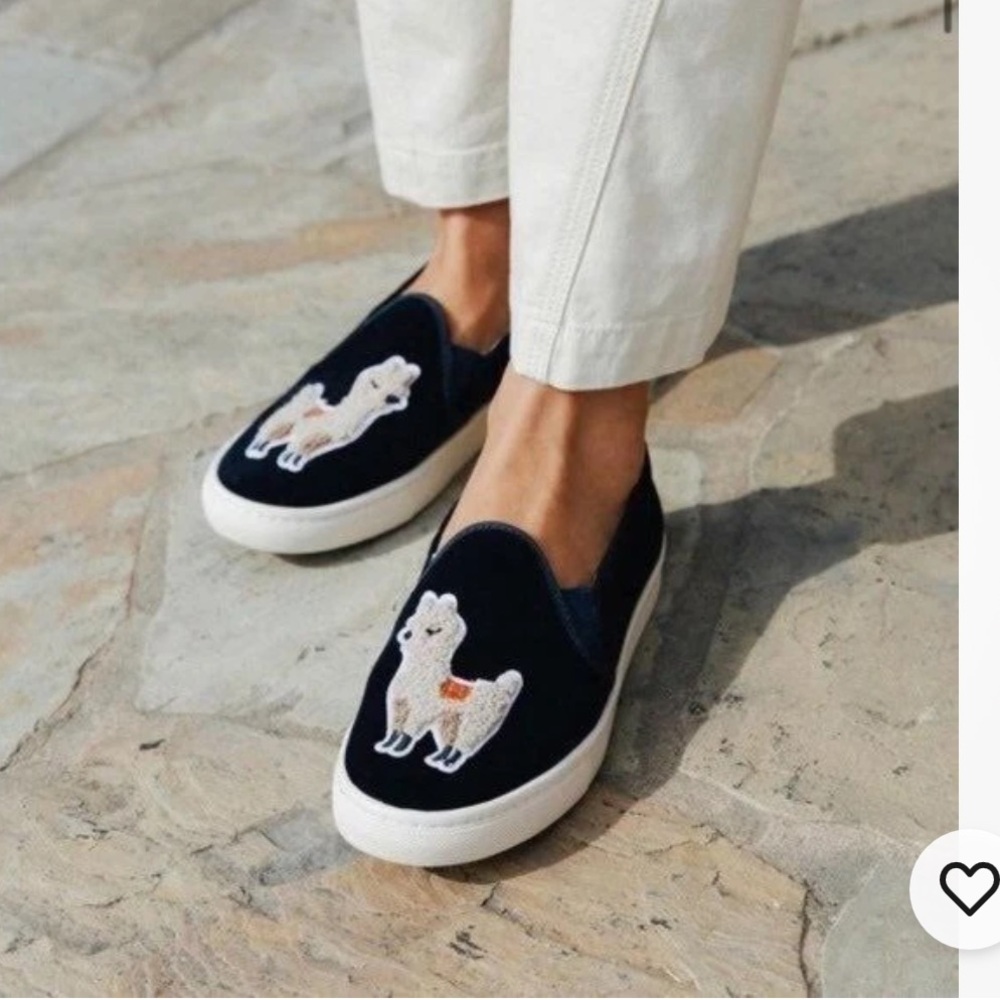 Soludos Velvet Llama Round Toe Slip On Sneakers Navy Blue Women's Size US 8.5